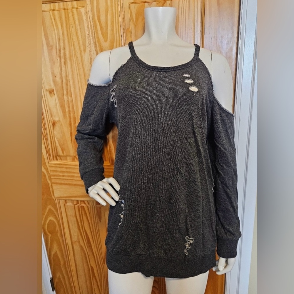 Torrid Size 1 Ripped Cold Shoulder Sweater